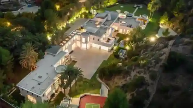 kanye-west-vs-booy-celebrity-feud-over-real-estate-riches
