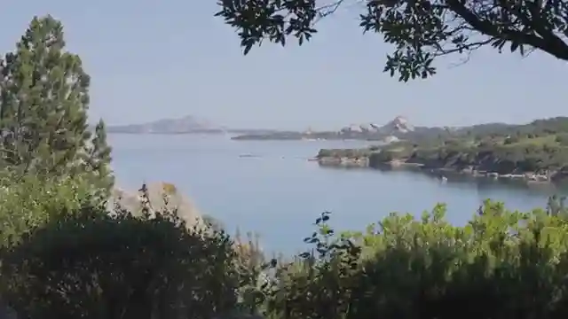 sardinia-villa-critique-luxury-property-evaluation-by-arvin-haddad
