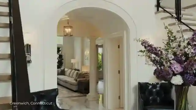 property-critique-colonial-revival-flaws-and-craftsmanship-highlights