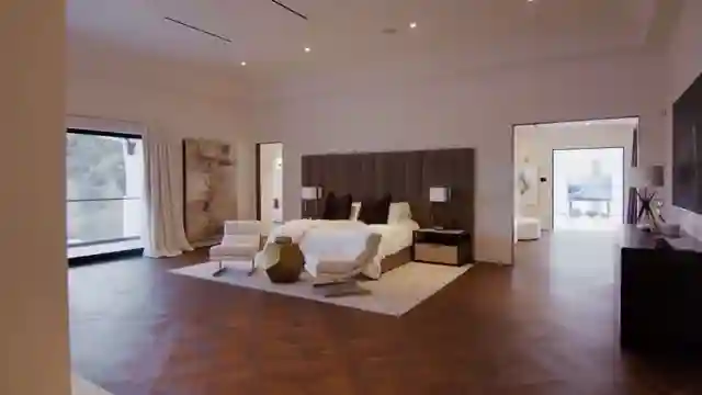 arvin-haddad-critiques-41000-sq-ft-spanish-style-mega-mansion-in-la