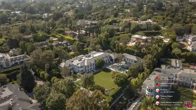 diddys-61-5m-mansion-luxury-living-in-home-hills-la