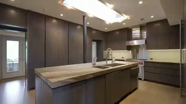 unveiling-red-flags-100m-aspen-property-critique