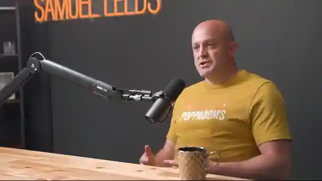 entrepreneurs-samuel-leeds-and-james-rogers-explore-boxing-match-potential
