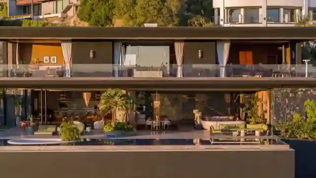 exploring-a-unique-hollywood-hills-mansion-with-arvin-haddad